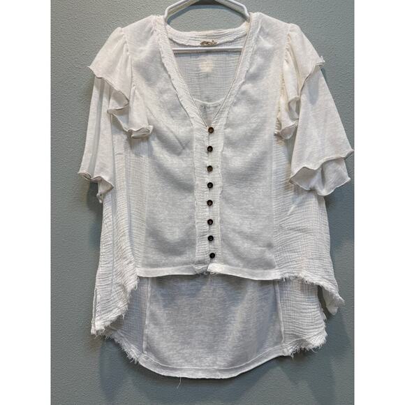 NWOT Boutique POL Ivory Buttoned Ruffled Short Sleeve Top - Picture 3 of 8